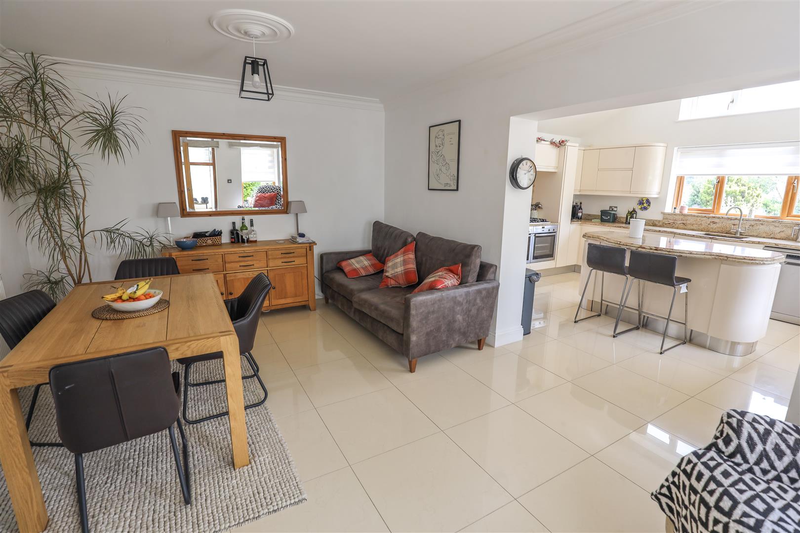 Primrose View, St. Quentins Close, Llanblethian, Cowbridge, Vale Of Glamorgan, CF71 7EZ